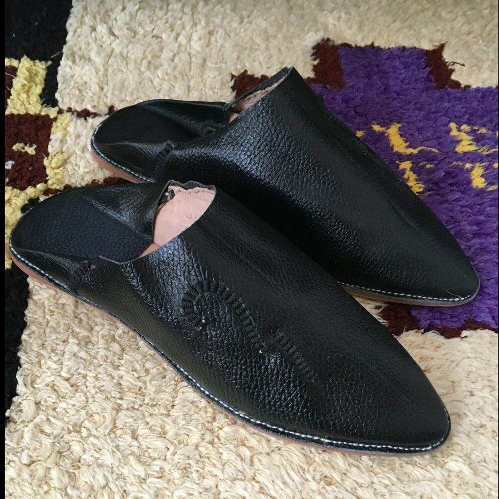 Handmade Moroccan Black Leather Babouches Slippers